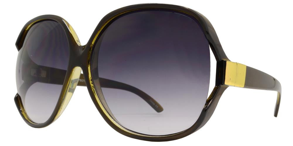 7376 - Large Square Sunglasses with Metal Accent Temple